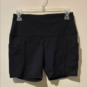 Oalka Black Athletic Shorts with Pockets - M